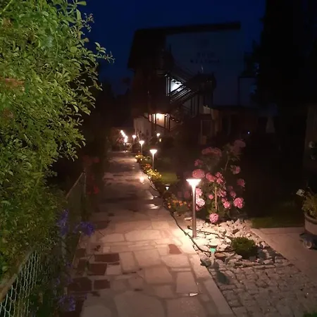 Róża Wiatrów Kwatera prywatna *