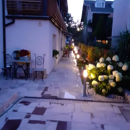 Roza Wiatrow בית אירוח קולובז'ג